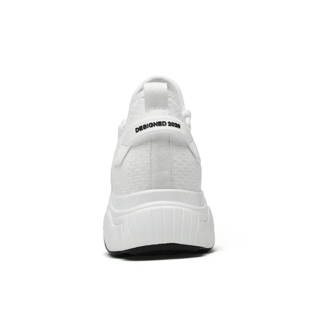 Sneakers met verhoogde hak