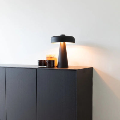 Mushroom Lamp - Luxe Zwarte Tafellamp met Gouden Gloed