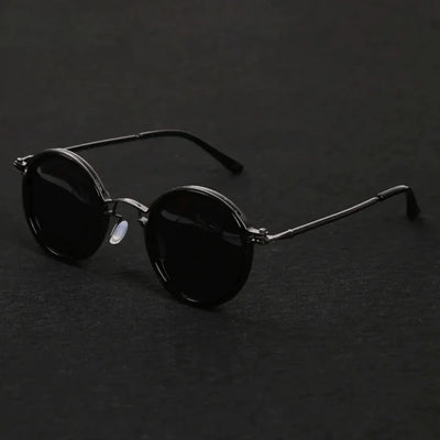 Zonnebril met Luxe Metalen Frame en UV400 Bescherming - Novaryn
