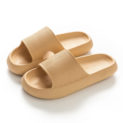 Slippers - comfortabele oversized instappers