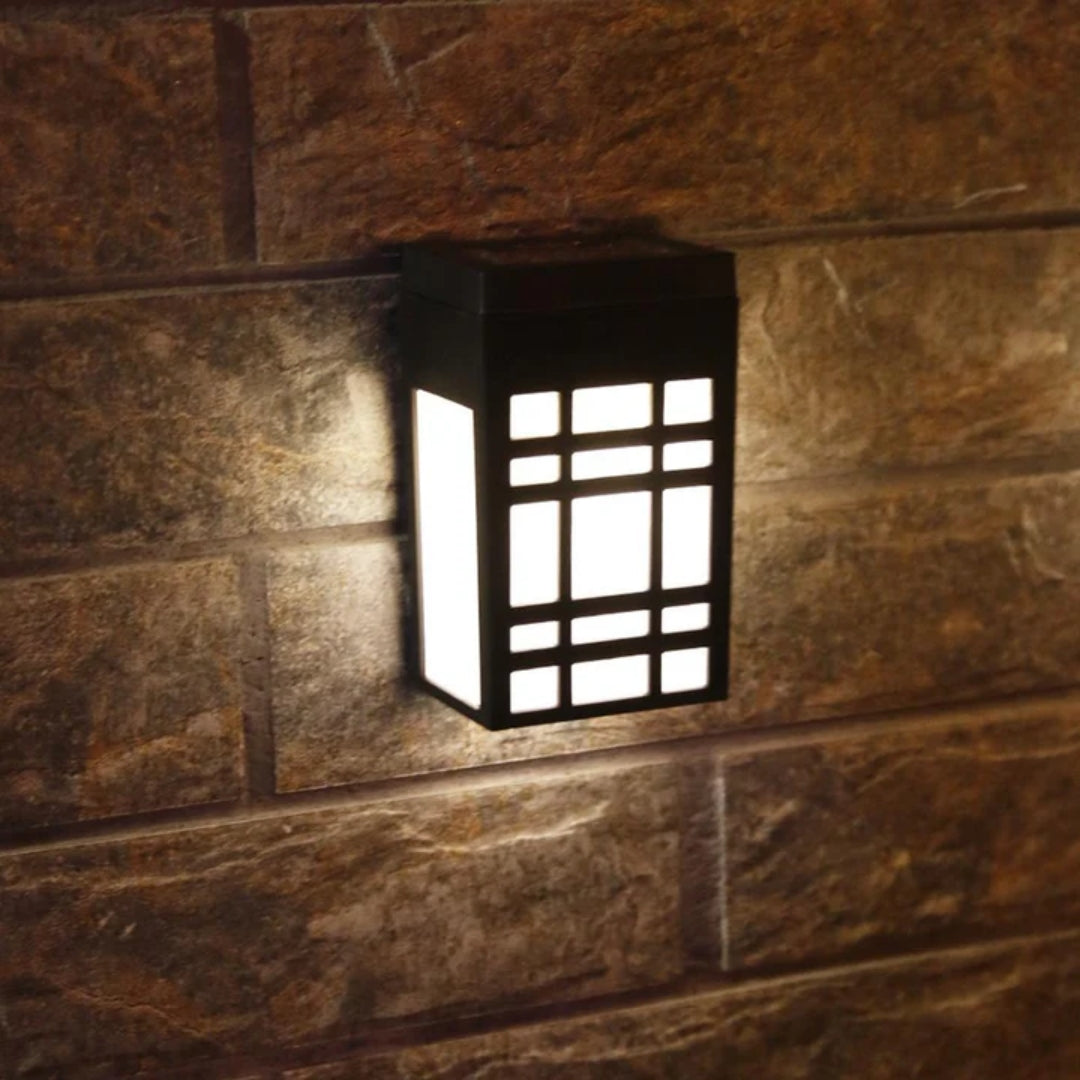 Japandi solcellelampe - Solcelle væglampe med tidløst Japandi-design