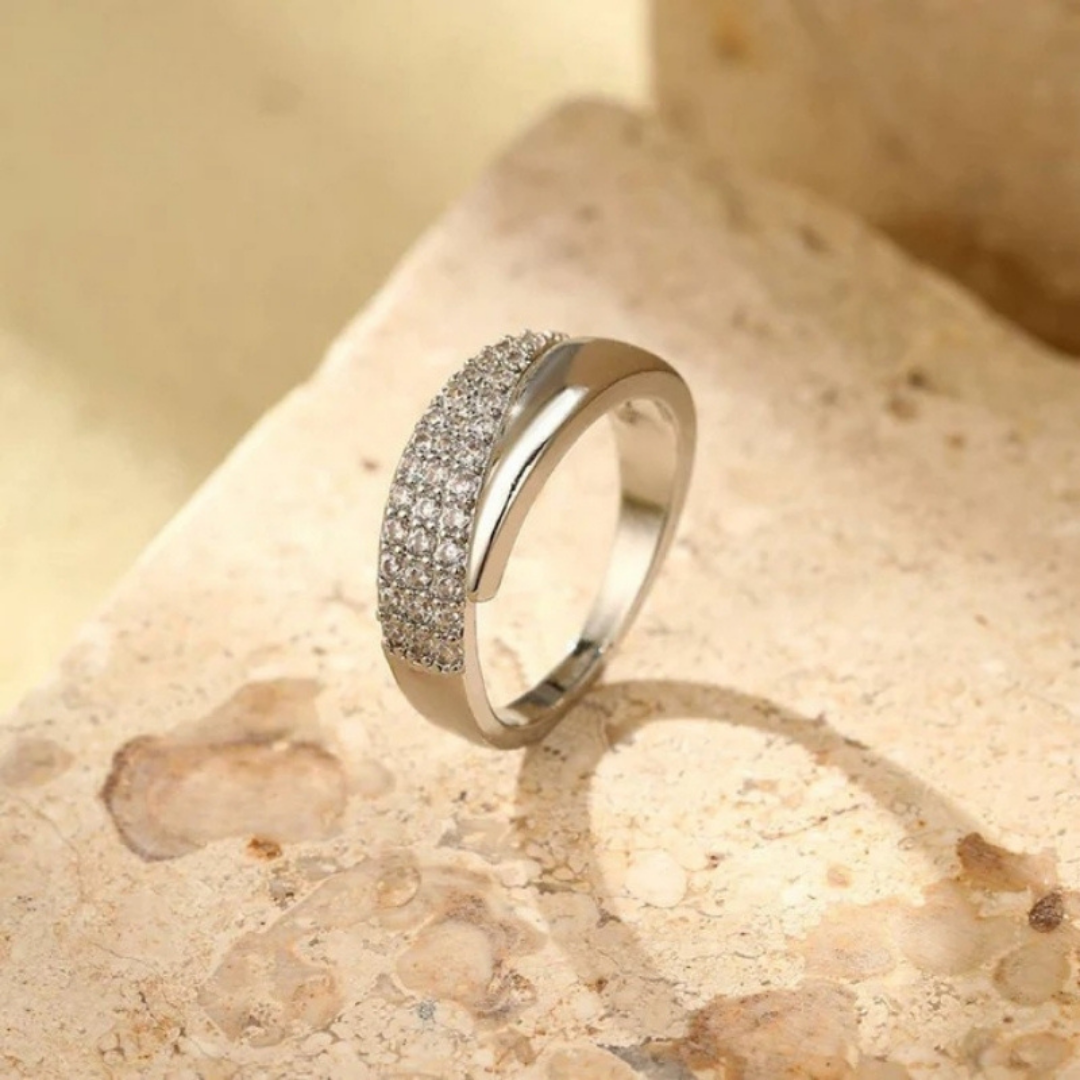 Bague pour femme - Ajustable et élégante avec un éclat subtil
