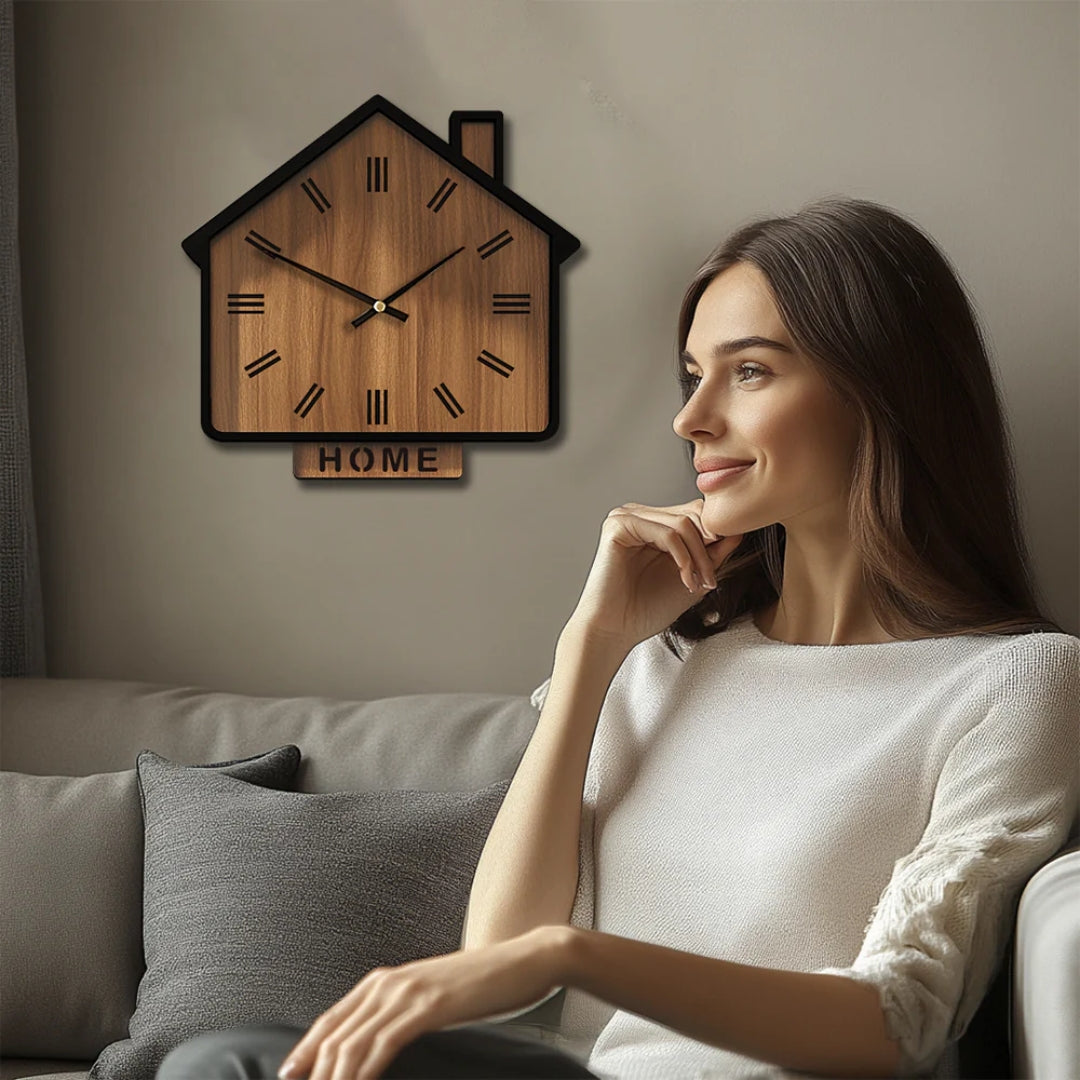 MYHOME® - Vintage Huisvormig Houten Design Wandklok