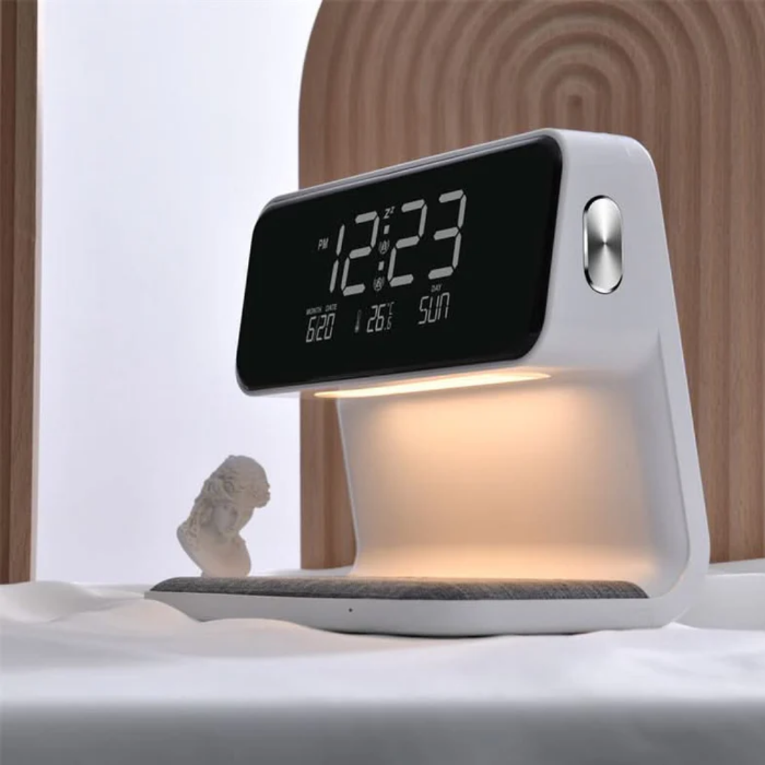 3-in-1 Wekker - LED Nachtlamp met Draadloze Oplader