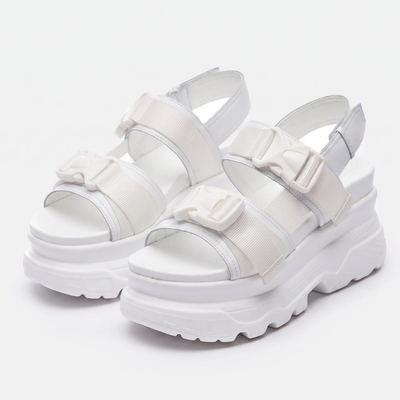 Platform Sandalen Met Stoere Gespsluiting