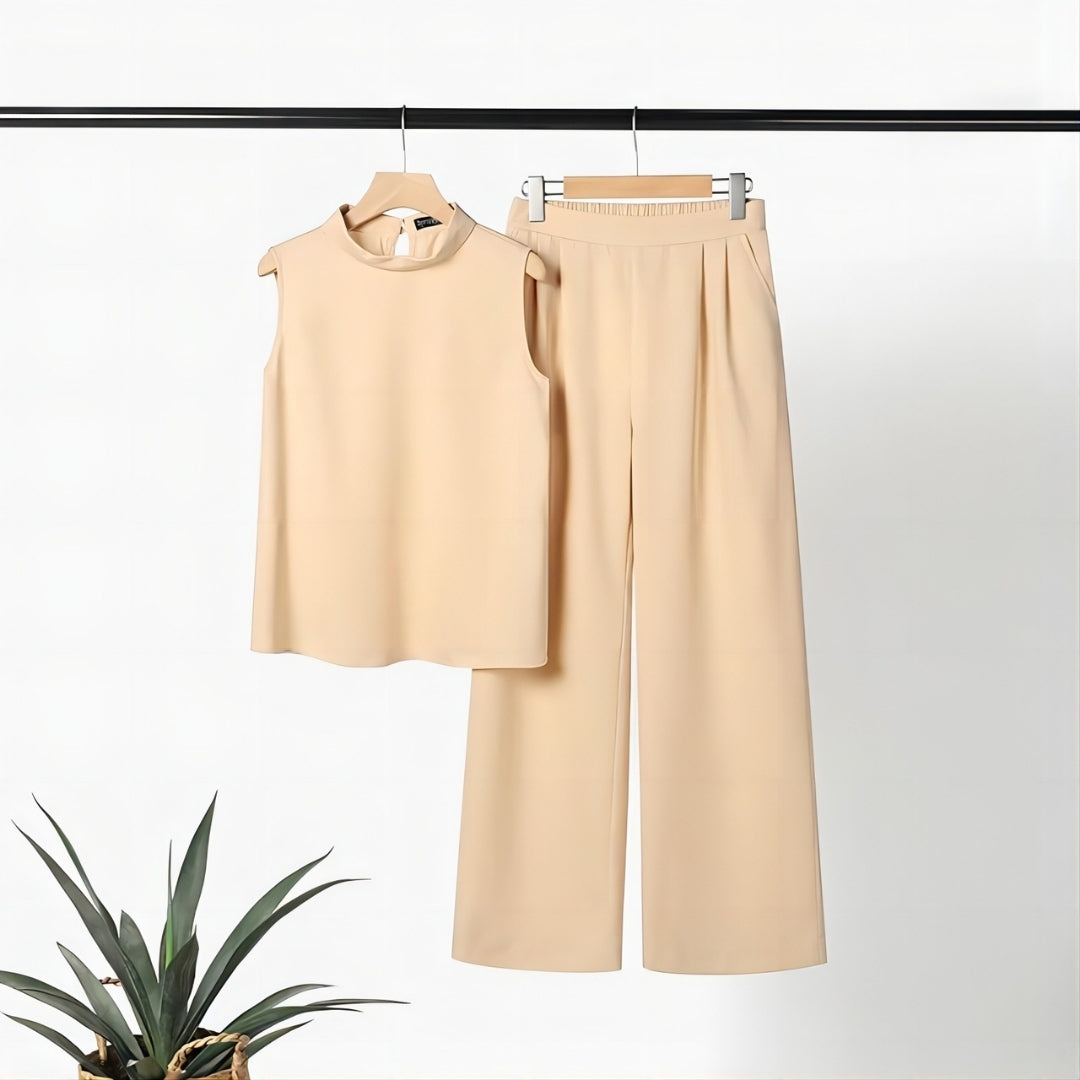 Jumpsuit - Elegáns ujjatlan széles szárú jumpsuit - Solévara
