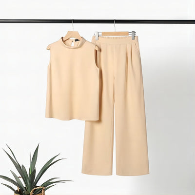 Jumpsuit - Elegáns ujjatlan széles szárú jumpsuit - Solévara
