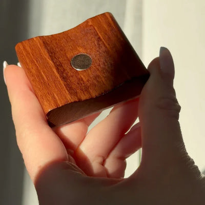 Træ Skoindtrækker med Magnetisk Vægdesign