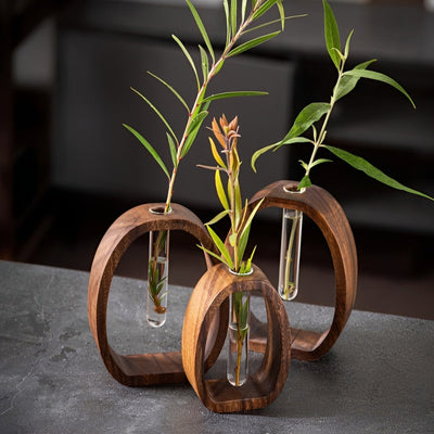 Walnoot Loop Vaasje - Sculpturaal Design voor Bloemen