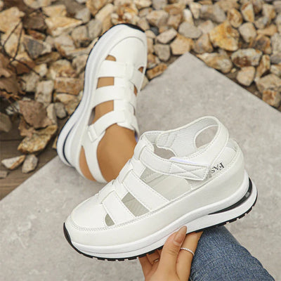 Cassidy - Orthopädische Klettband-Sandalen