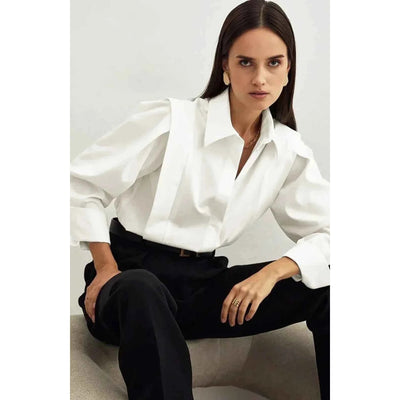 Rechte blouse voor dames met meerdere knopen