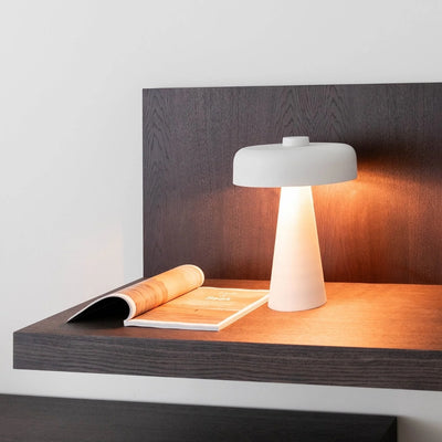 Mushroom Lamp - Luxe Zwarte Tafellamp met Gouden Gloed