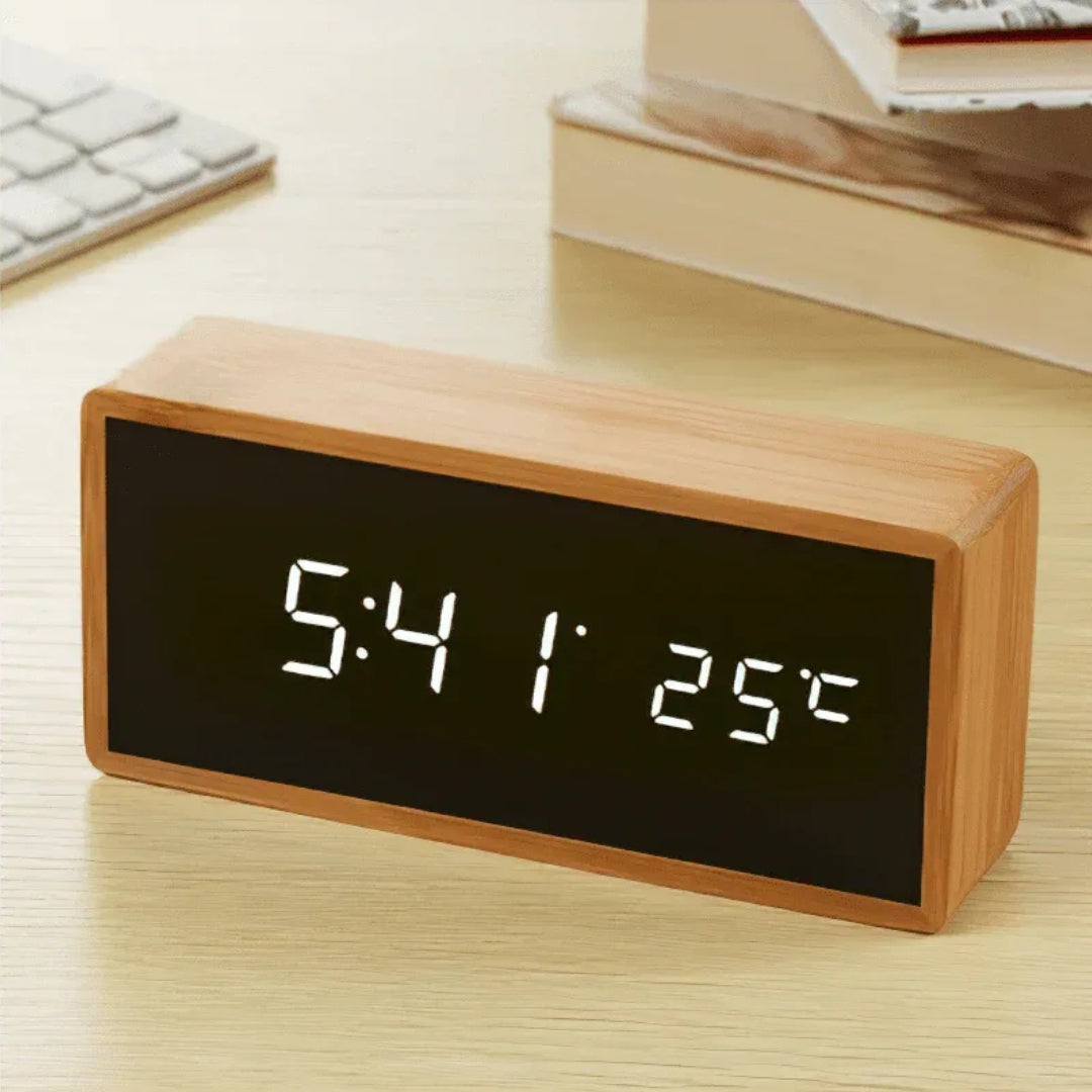 Bamboe Wekker - Minimalistisch LED Design