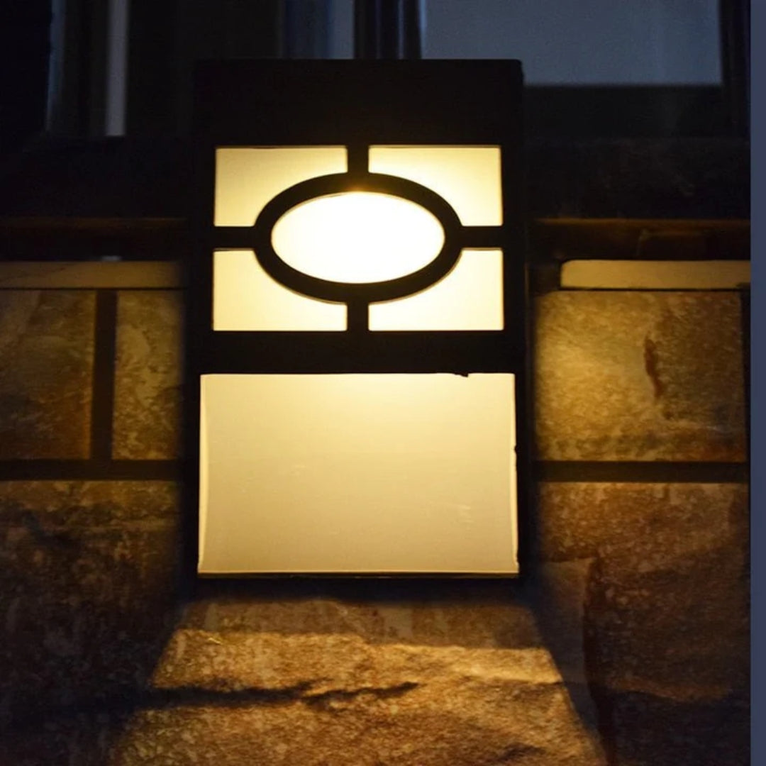 Japandi solcellelampe - Solcelle væglampe med tidløst Japandi-design