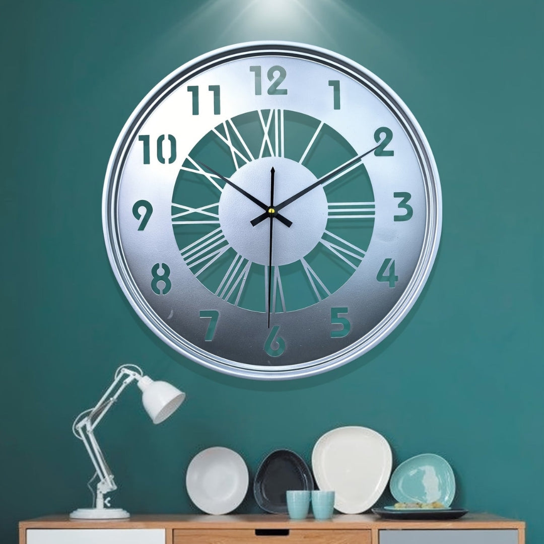 MYHOME® - Stille Ronde Wandklok Van Metaal