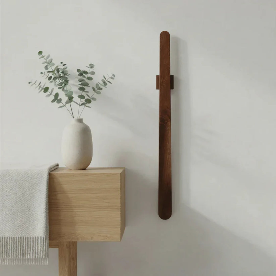 Træ Skoindtrækker med Magnetisk Vægdesign