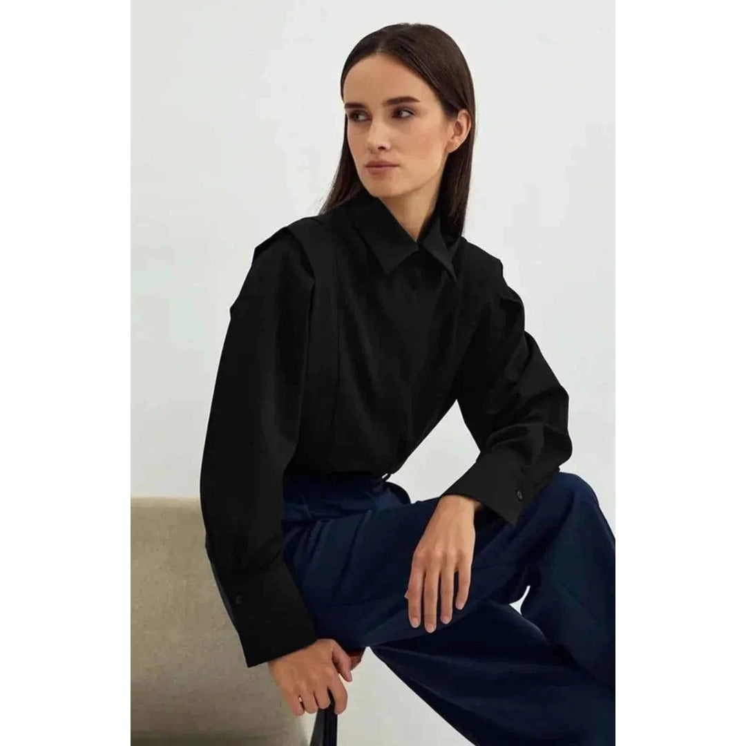 Rechte blouse voor dames met meerdere knopen