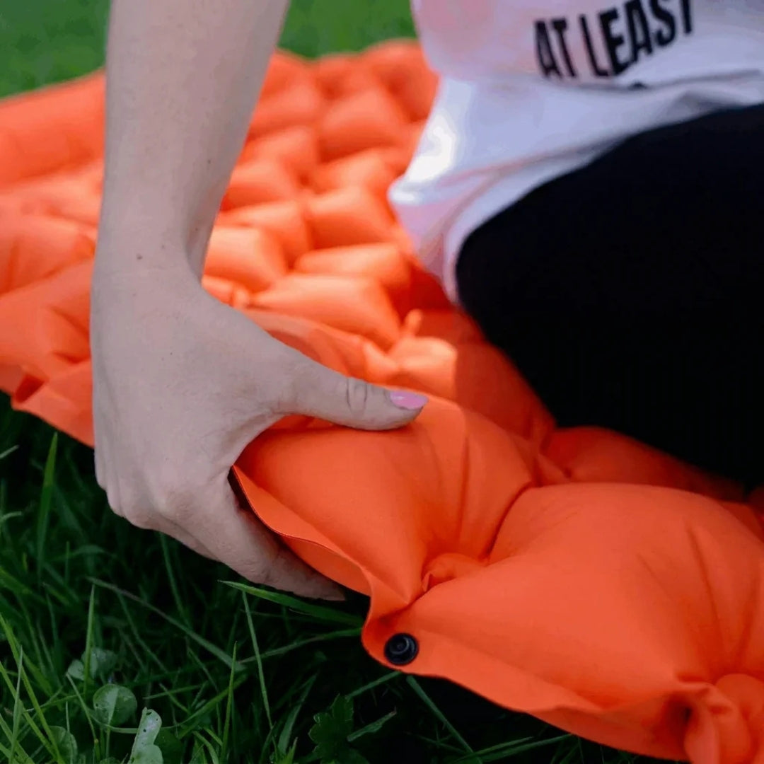 Camping Matras - Opblaasbaar Met Ingebouwde Voetpomp