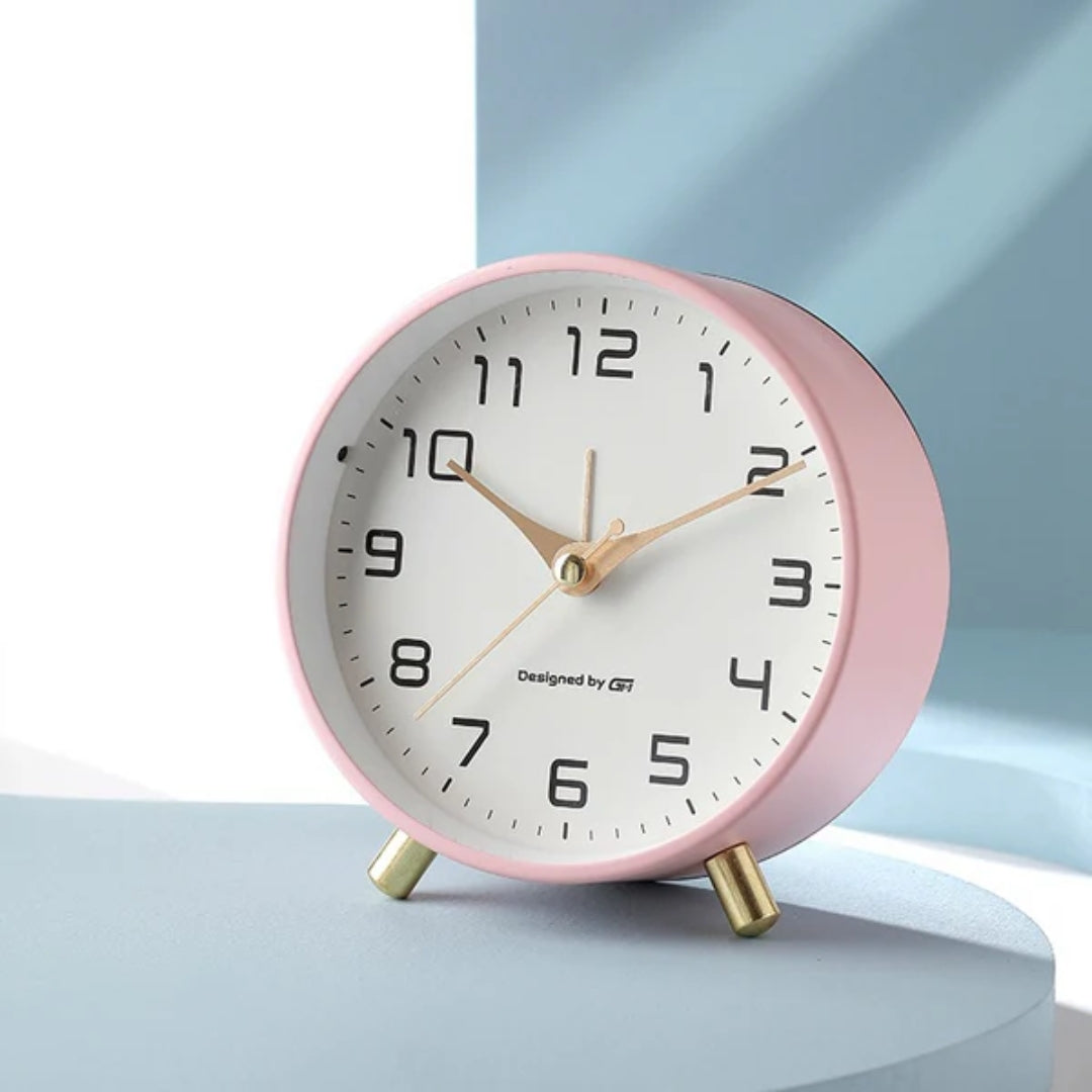 Lumea - Horloge de Table Scandinave avec Mouvement Silencieux