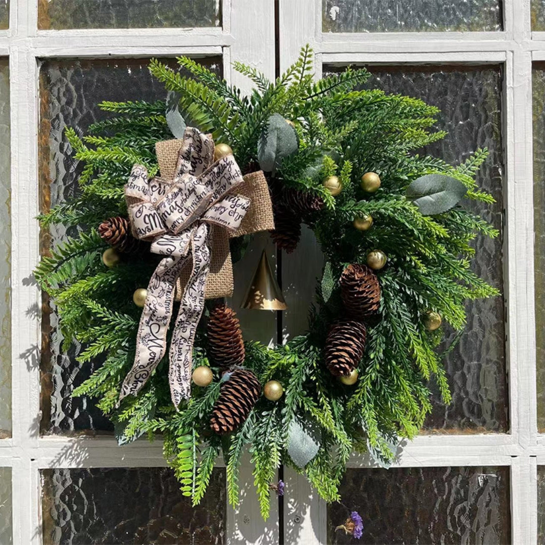 Kerstkrans met Natuurlijke Takken en Dennenappels