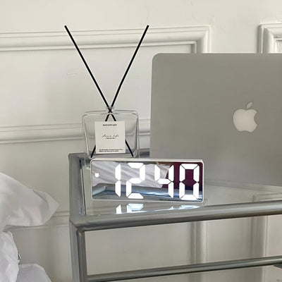 Alarmklok - Digitaal LED Spiegeldisplay met Snooze