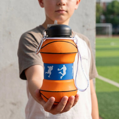 Waterfles Met Sportthema - Opvouwbaar Voetbaldesign met Karabijnhaak