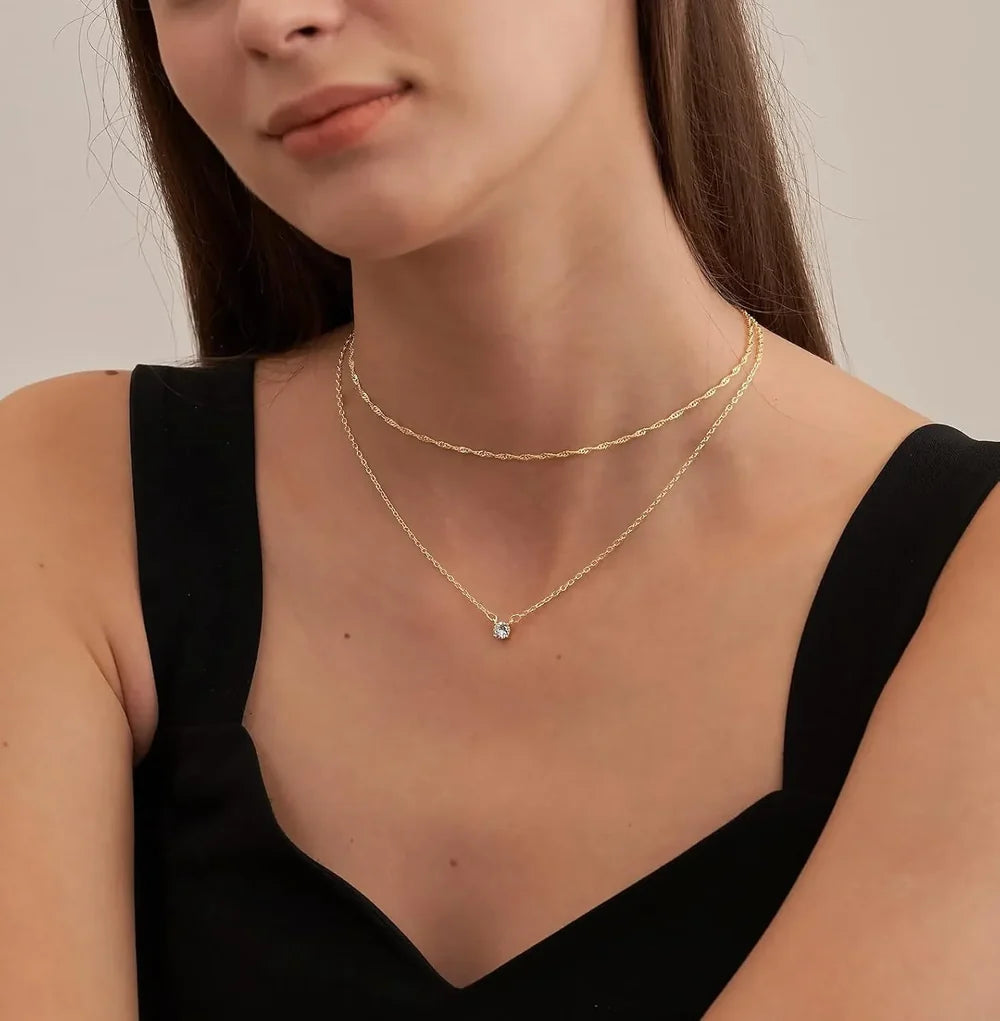 Collier ras-de-cou aspect diamant pour un look élégant