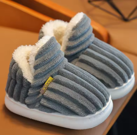 Warme Sneaker Pantoffels - 1+1 Gratis