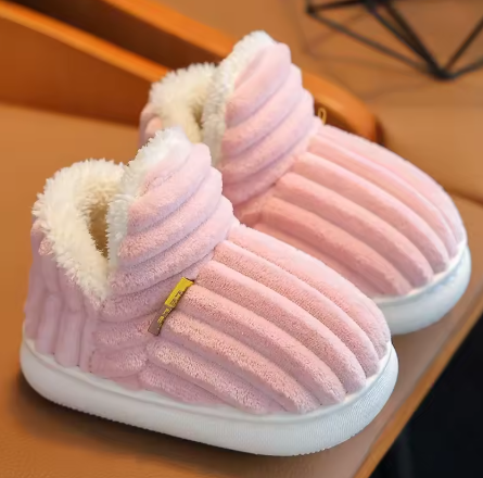 Warme Sneaker Pantoffels - 1+1 Gratis