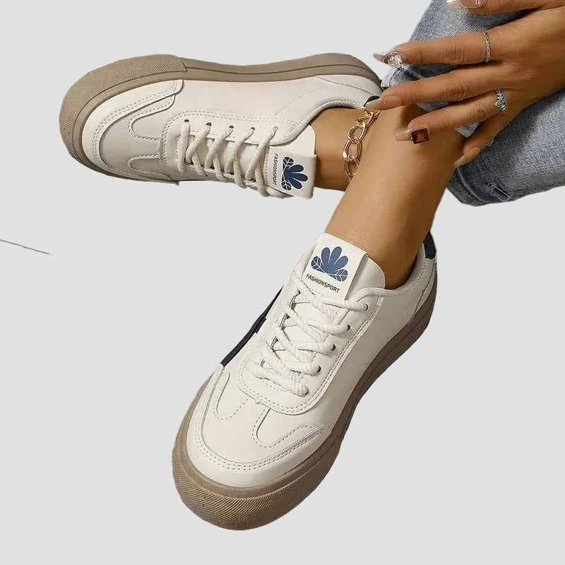 Sneakers - Retro Design met Comfortzool - Solviera