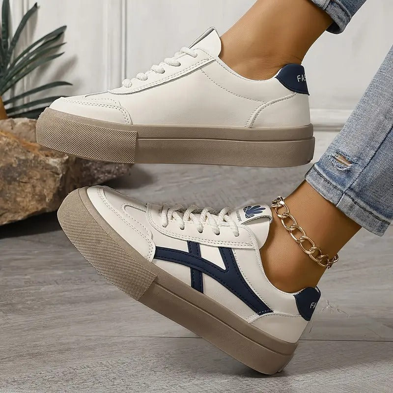 Sneakers - Retro Design met Comfortzool - Solviera
