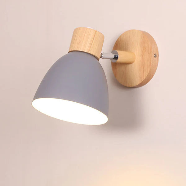 NordiGlow - Scandinavische wandlamp met hout en ijzer design