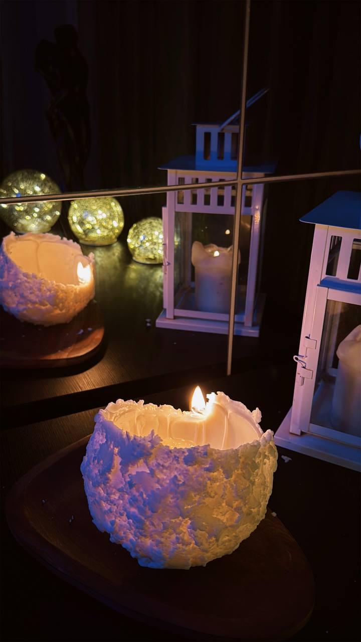 Handmade Spiral Soy Wax Candle: Hypnotic Orb with Gold Flakes