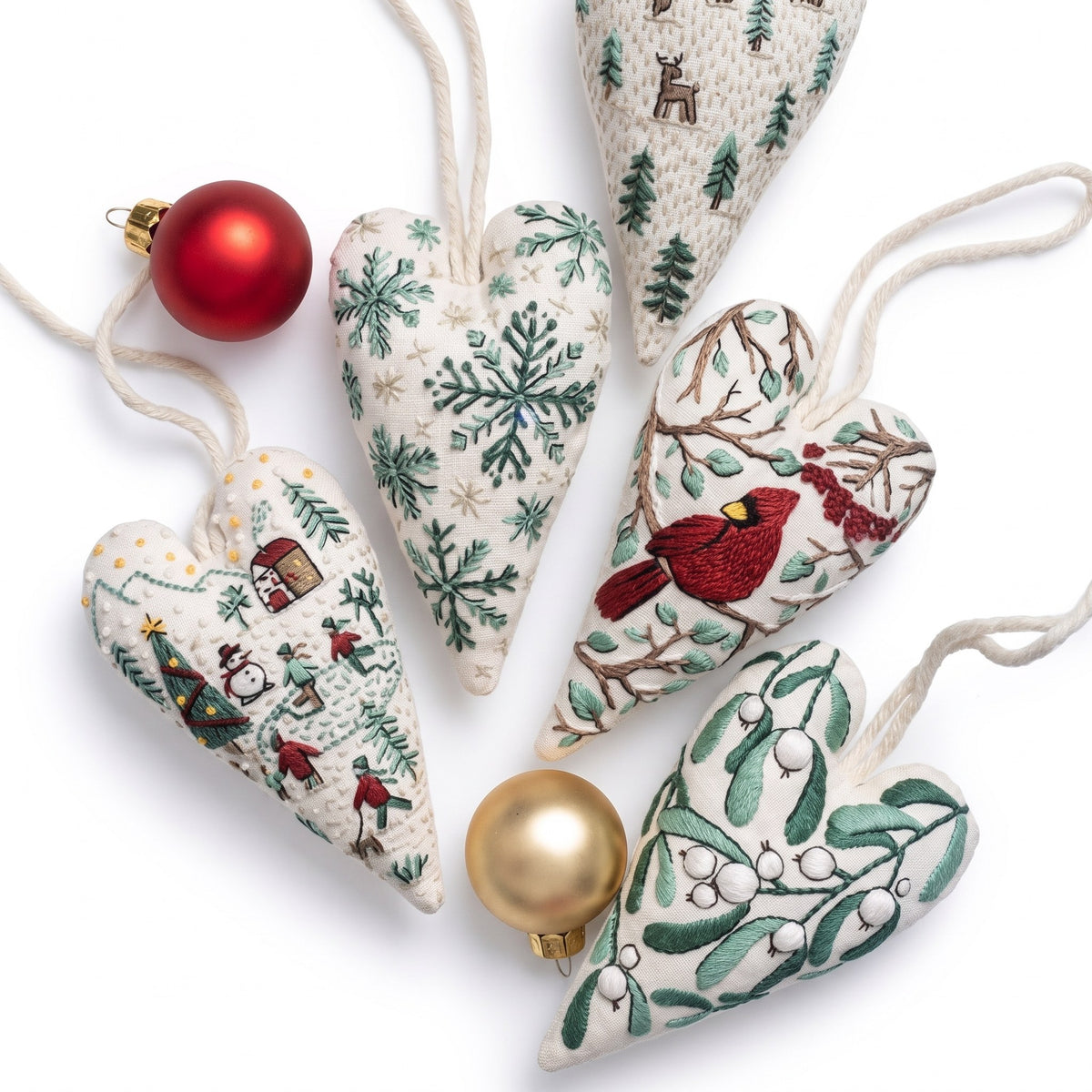 Kerst Borduurpakket - DIY Hartvormige Kersthanger voor Beginners