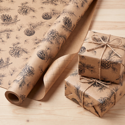 Kerst Inpakpapier Dennentakken