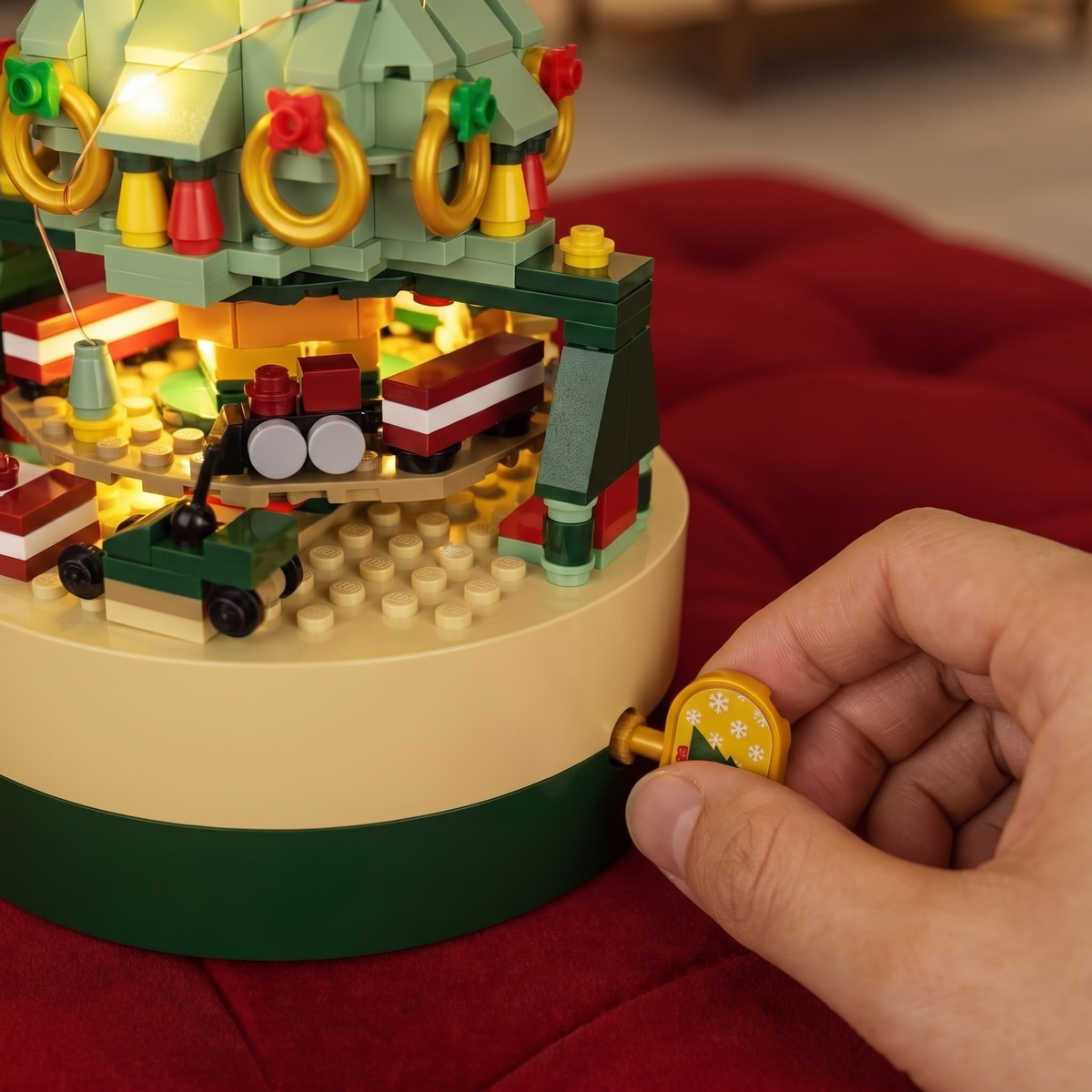 Kerst Muziekdoos – Bouwpakket Kerstboom met Draaiende Basis en Kerstmelodie (4)