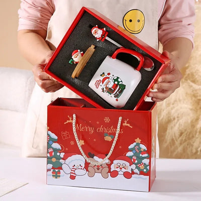 Kerstmok in cadeaudoos rood met kerstman