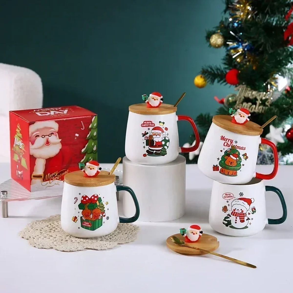 Kerstmokken met houten deksel en cadeauverpakking