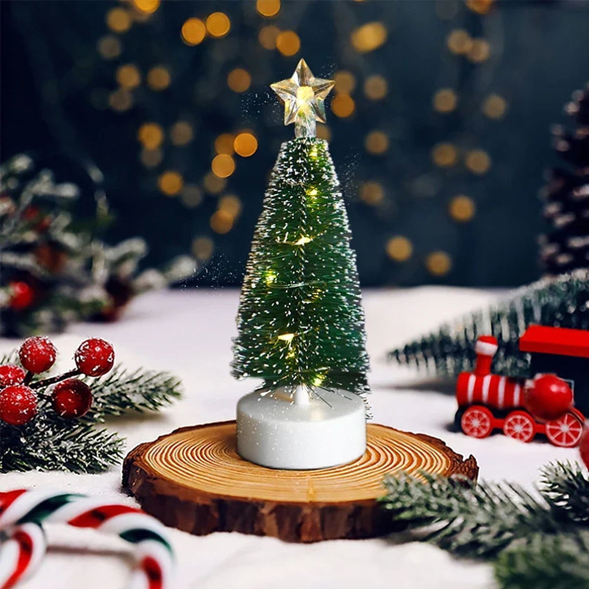 LED Kerstboompje - Besneeuwd Mini Boompje met Ster en Lichtjes