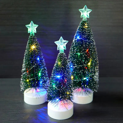 LED Kerstboompje – Besneeuwd Mini Boompje met Ster en Lichtjes (4)