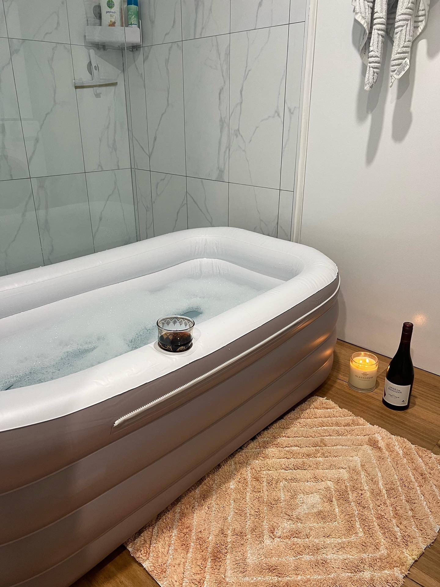 ThermaSpa – Baignoire Gonflable