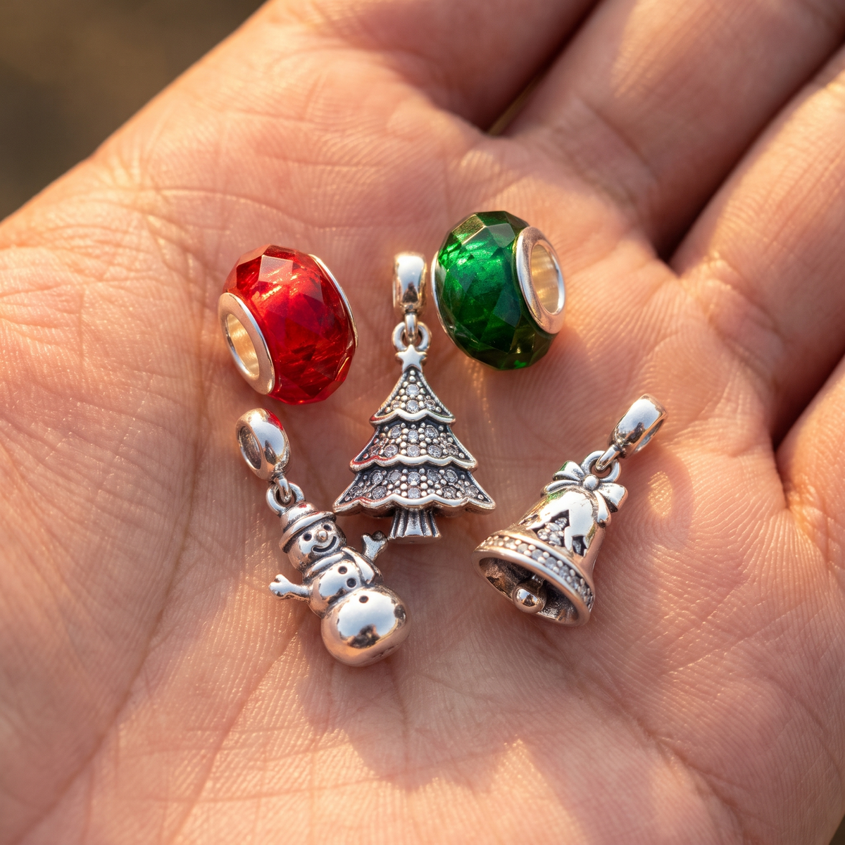 Sieraden Adventskalender – 22 Kerstbedels en 2 Armbandjes om Zelf te Maken (4)