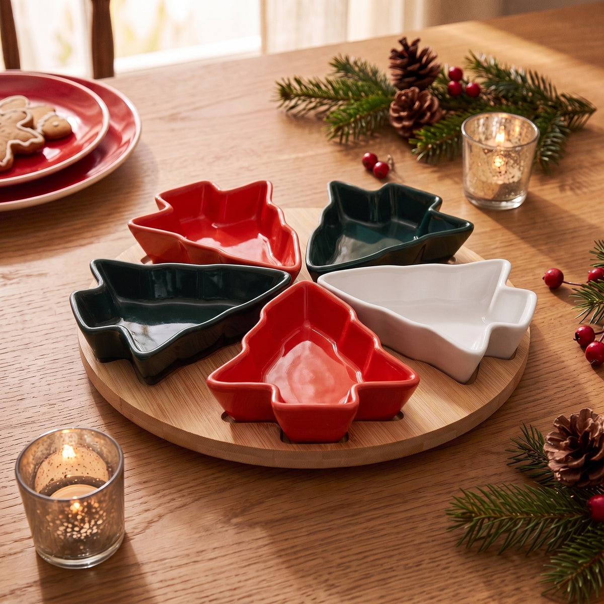 Tapasplank Kerst – Bamboe Serveerplank met 5 Kerstboom Bordjes (2)